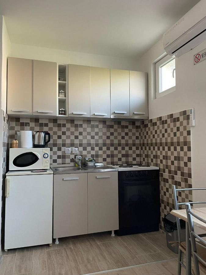 Apartmani Marija Zemun Zemun Polje المظهر الخارجي الصورة