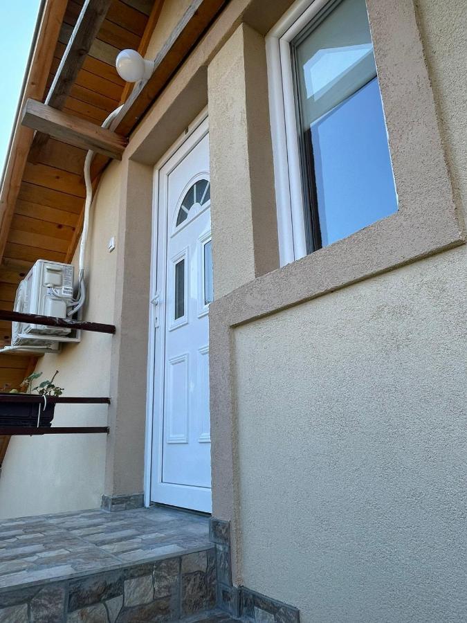 Apartmani Marija Zemun Zemun Polje المظهر الخارجي الصورة