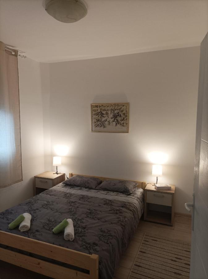 Apartmani Marija Zemun Zemun Polje المظهر الخارجي الصورة